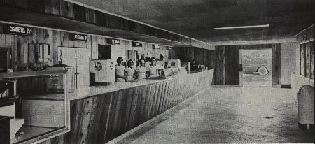 US-23 Drive-In Theater - Snack Bar In Action - Photo From Rg